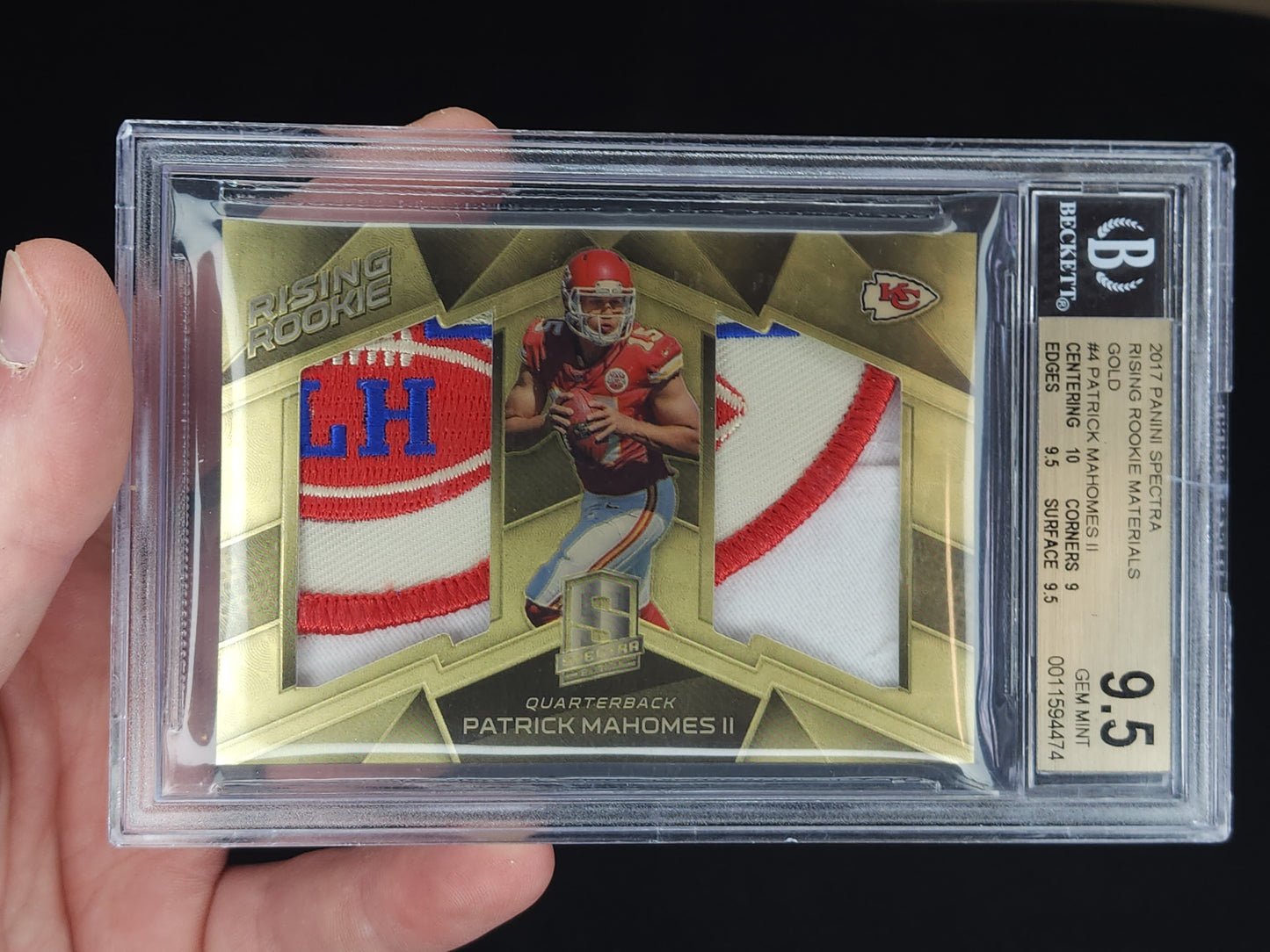 2017 Spectra Rising Rookie Patch Patrick Mahomes II Gold Vinyl 1/1 #4 BGS 9.5