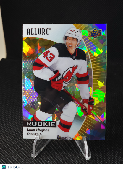 2023 Upper Deck Allure Luke Hughes Yellow Taxi #139