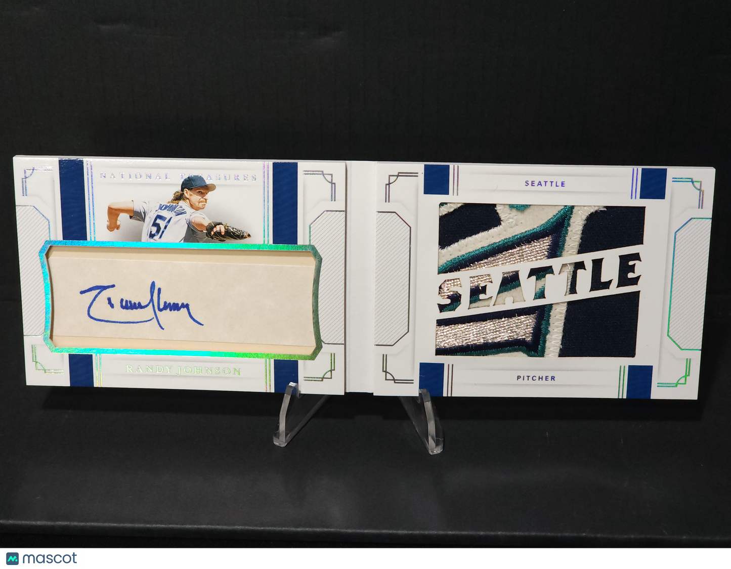 2019 National Treasures Randy Johnson Cut Signature Patch Booklet Auto /3 #CSMRJ