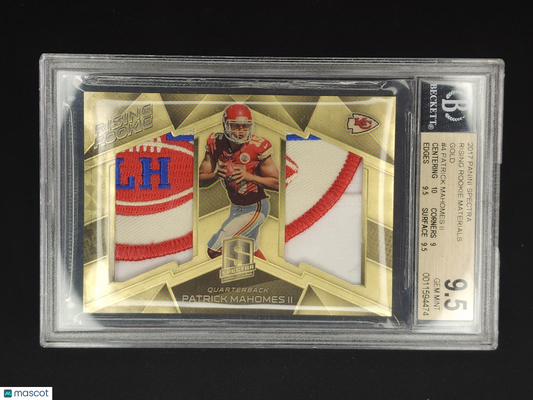 2017 Spectra Rising Rookie Patch Patrick Mahomes II Gold Vinyl 1/1 #4 BGS 9.5